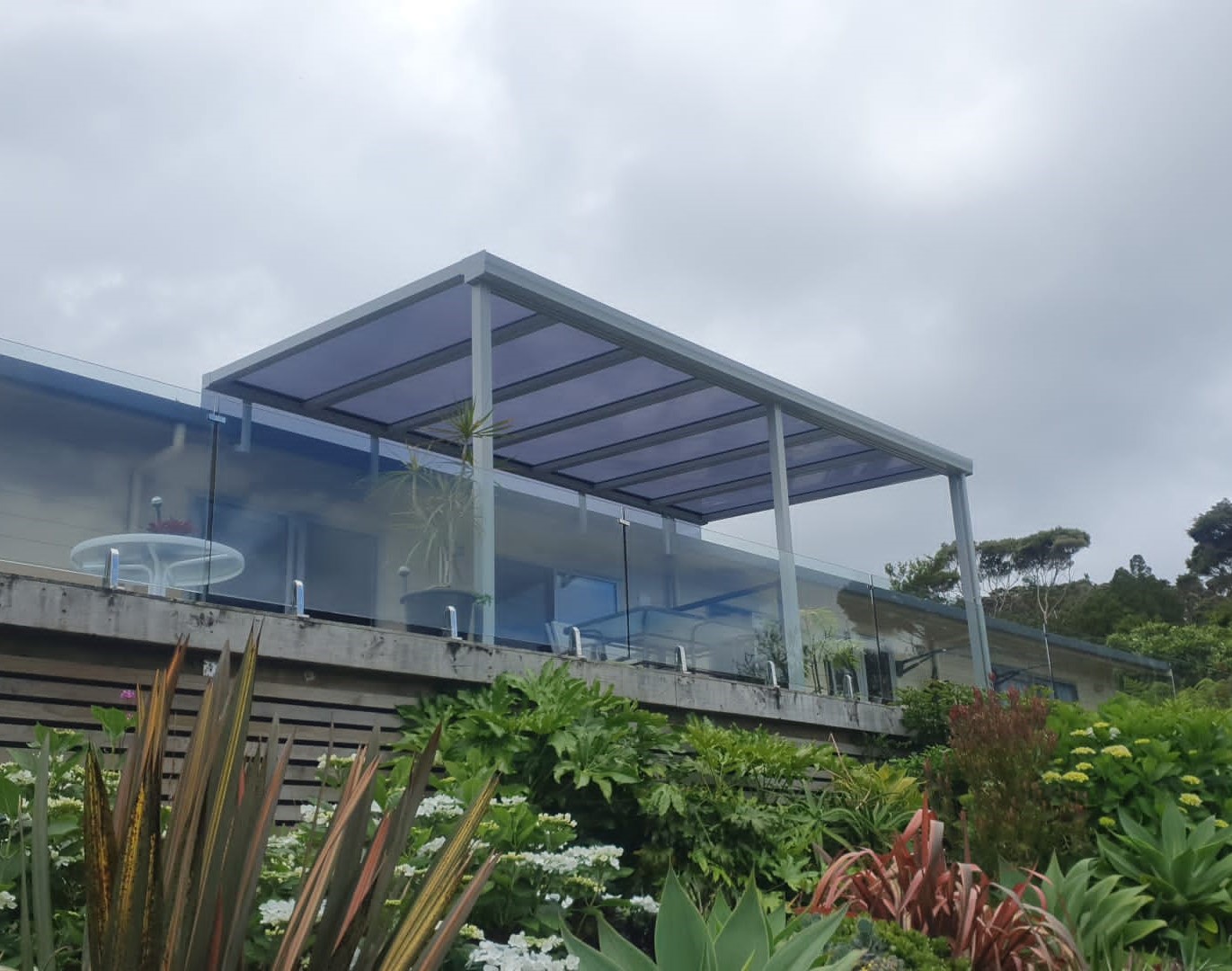 https://canvasandshades.co.nz/outdoor-glazed-roofs-kerikeri-canvas-and-shades/